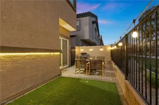 Photo #1: 2628974 Listing