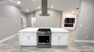 Photo #4: 2629035 Listing 