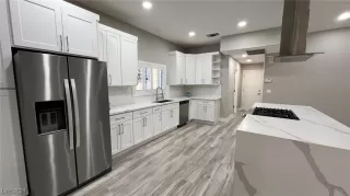 Photo #5: 2629035 Listing 