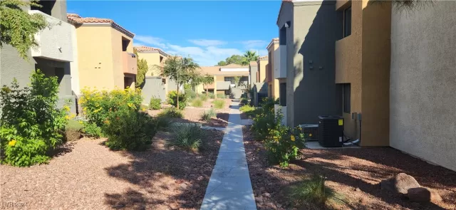 MLS: 2629053 Condo For Sale