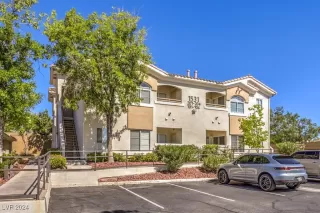 Photo #1: 2629101 Listing 