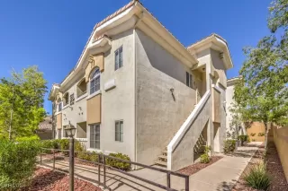 Photo #2: 2629101 Listing 