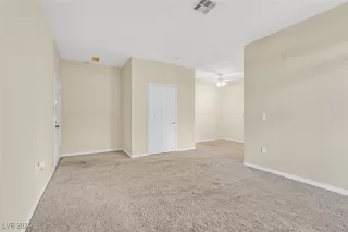 Photo #3: 2629168 Listing