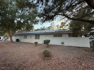 Photo #2: 2629177 Listing