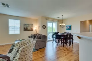 Photo #3: 2629186 Listing 