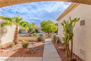 Photo #5: 2629201 Listing 