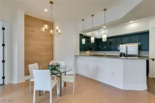 Photo #3: 2629208 Listing 