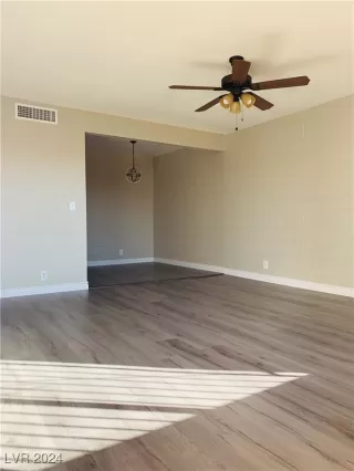 Photo #3: 2629210 Listing 