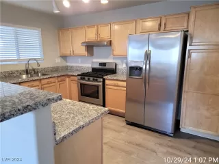 Photo #5: 2629216 Listing 