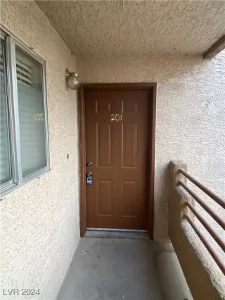 Photo #1: 2629218 Listing 