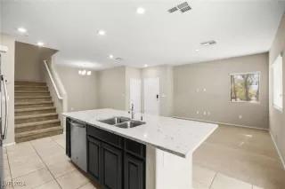 Photo #1: 2629254 Listing