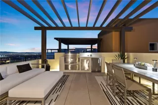 Photo #2: 2629289 Listing 