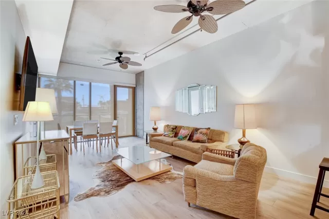 MLS: 2629310 Condo For Sale