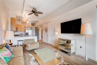 Photo #3: 2629310 Listing 