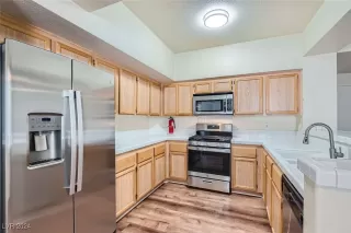 Photo #6: 2629365 Listing 