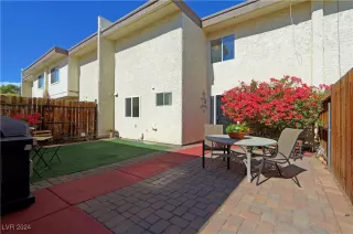 Photo #1: 2629374 Listing 