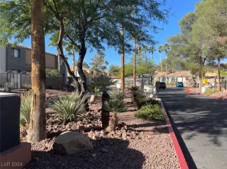 Photo #2: 2629377 Listing 