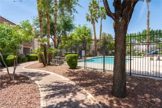 Photo #1: 2629385 Listing 