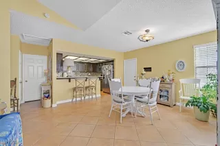 Photo #5: 2629430 Listing