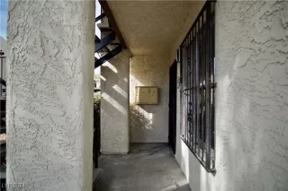 Photo #3: 2629434 Listing