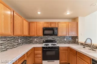 Photo #1: 2629468 Listing 