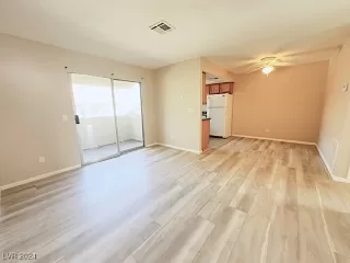 Photo #3: 2629503 Listing 