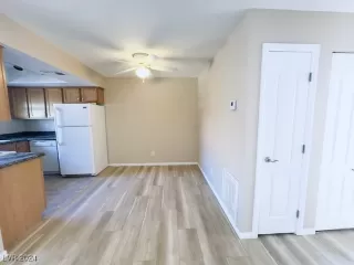 Photo #4: 2629503 Listing 