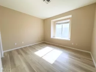 Photo #6: 2629503 Listing 