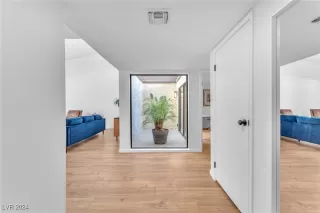 Photo #3: 2629526 Listing 