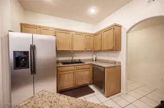 Photo #2: 2629539 Listing