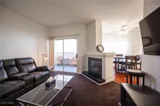 Photo #5: 2629539 Listing