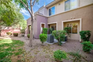 Photo #2: 2629563 Listing 