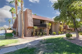 Photo #3: 2629629 Listing