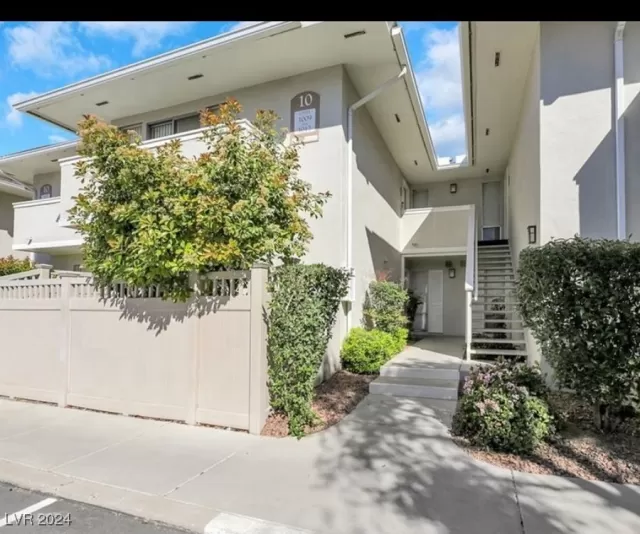 MLS: 2629640 Condo For Sale
