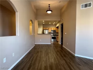 Photo #5: 2629719 Listing 