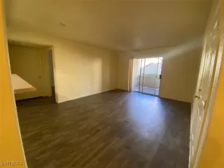 Photo #4: 2629720 Listing 