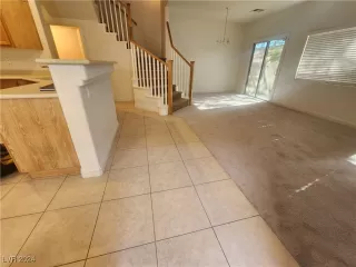 Photo #3: 2629736 Listing