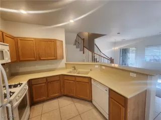 Photo #6: 2629736 Listing