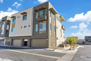 Photo #3: 2629737 Listing 