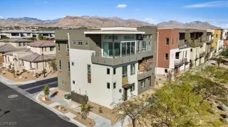 Photo #5: 2629737 Listing 