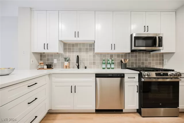 MLS: 2629775 Condo For Sale