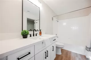 Photo #3: 2629775 Listing