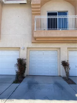 Photo #1: 2629802 Listing 