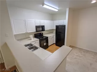 Photo #5: 2629828 Listing 