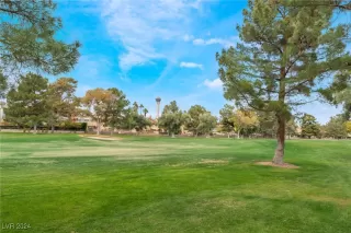 Photo #1: 2629829 Listing