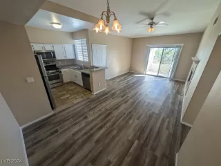 Photo #4: 2629833 Listing 