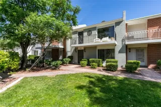 Photo #1: 2629846 Listing 