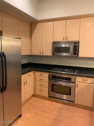 Photo #3: 2629852 Listing 