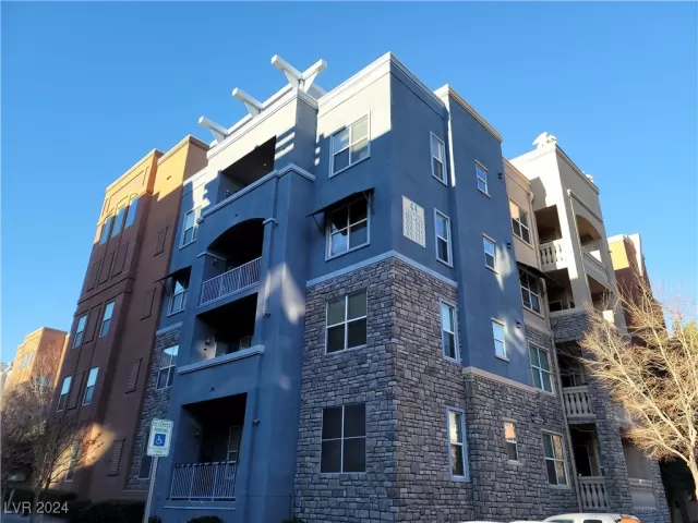 MLS: 2629867 Condo For Sale