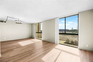 Photo #6: 2629886 Listing 